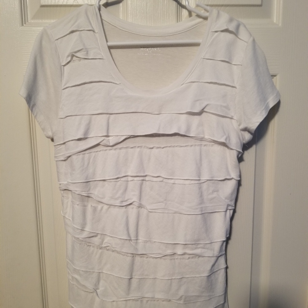 Dressy layered t-shirt for casual or business casu